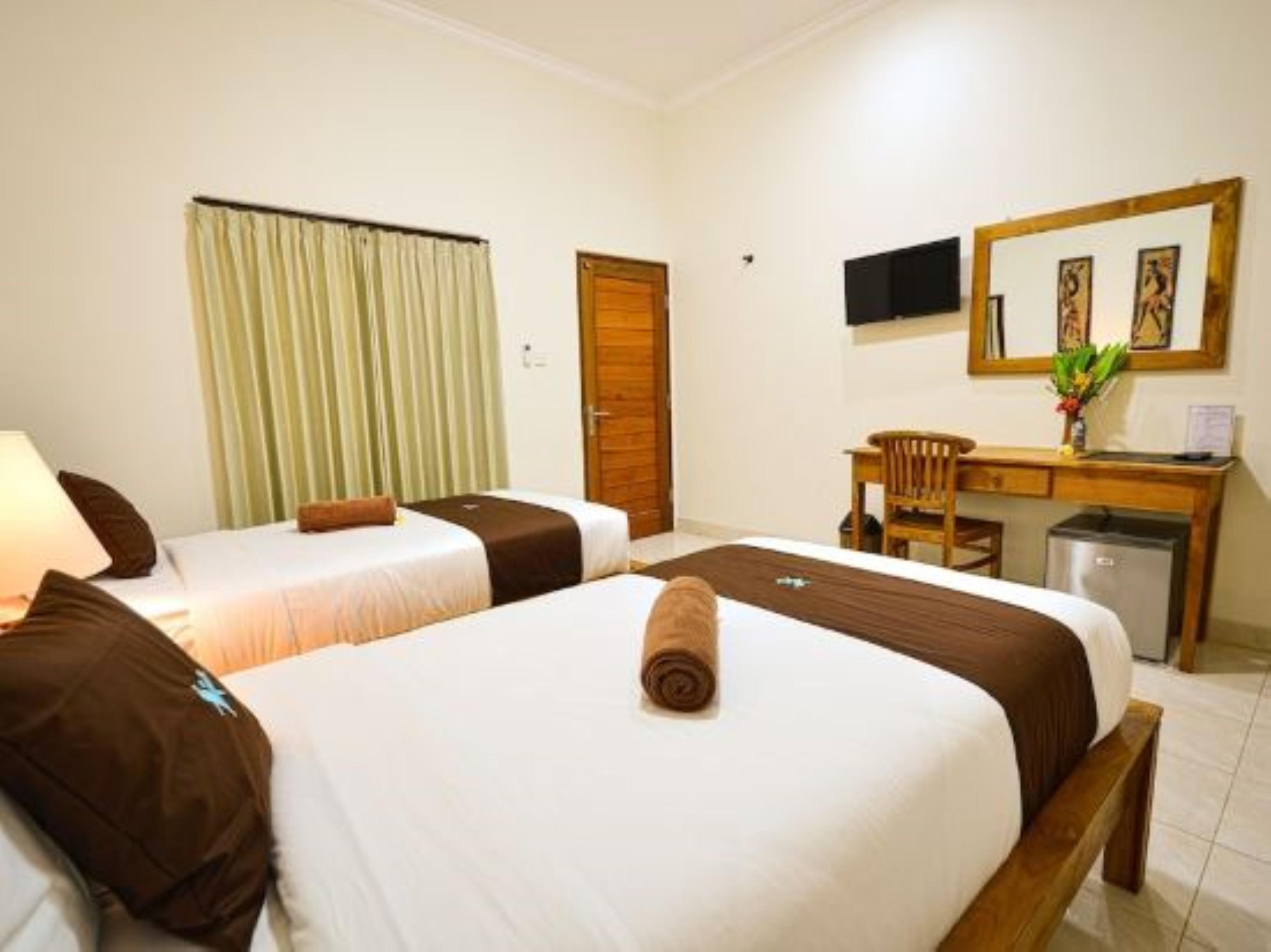 Kayuma House Guest house Canggu (Bali)