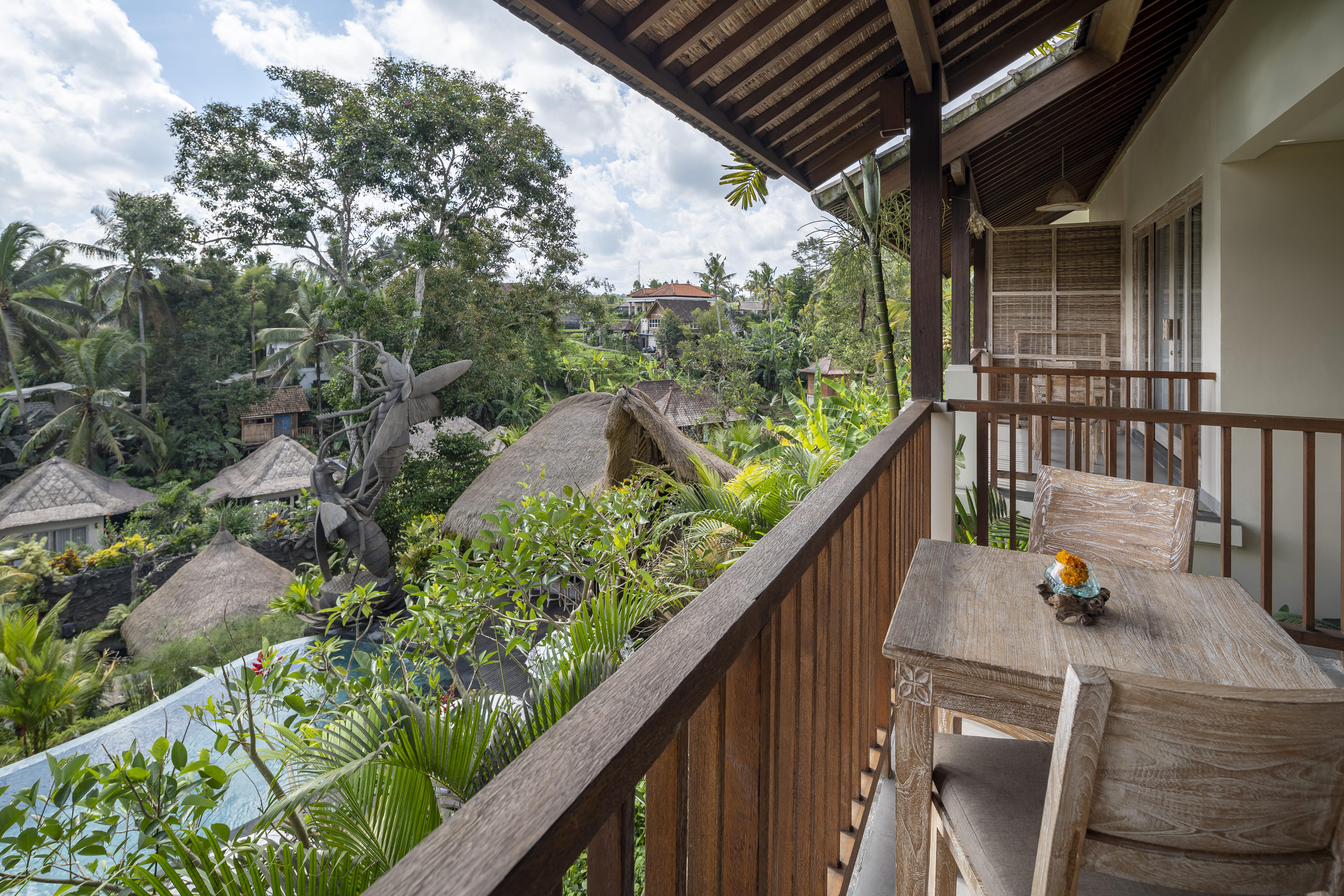 The Sun Of Granary And Resort
