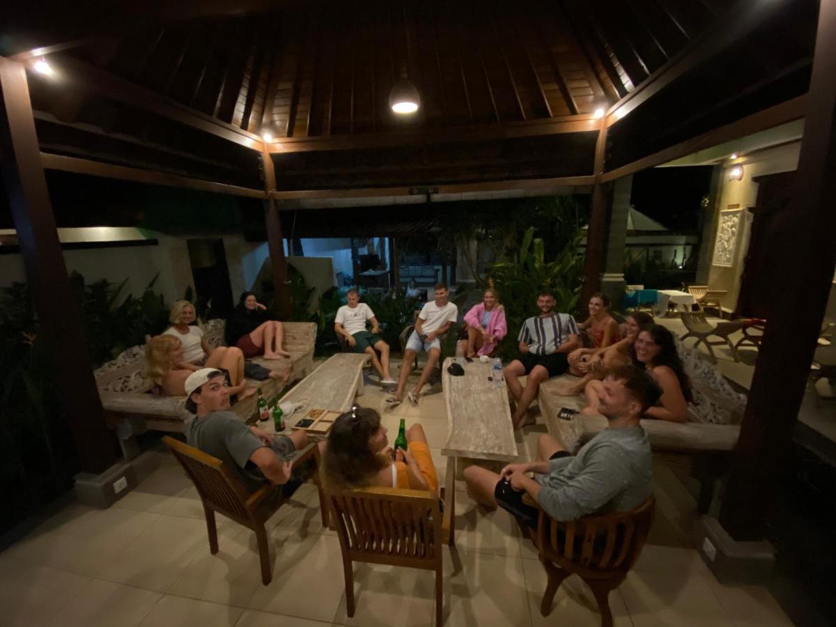 Hostel Lembongan Hostel *