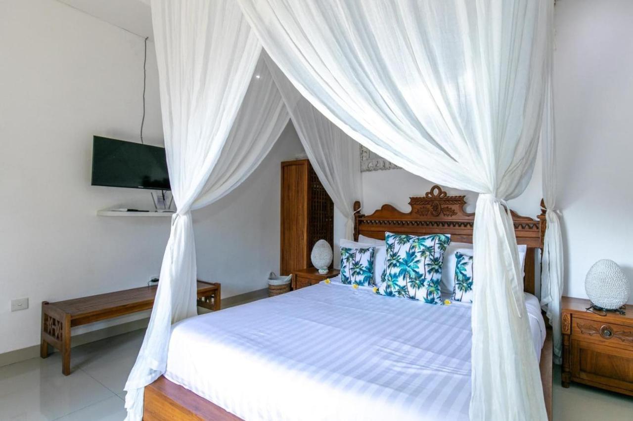 Aniela Villa Legian (Bali)