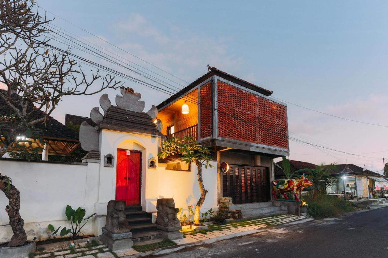 Guest house Rumah Paros & Gallery Sukawati (Bali)