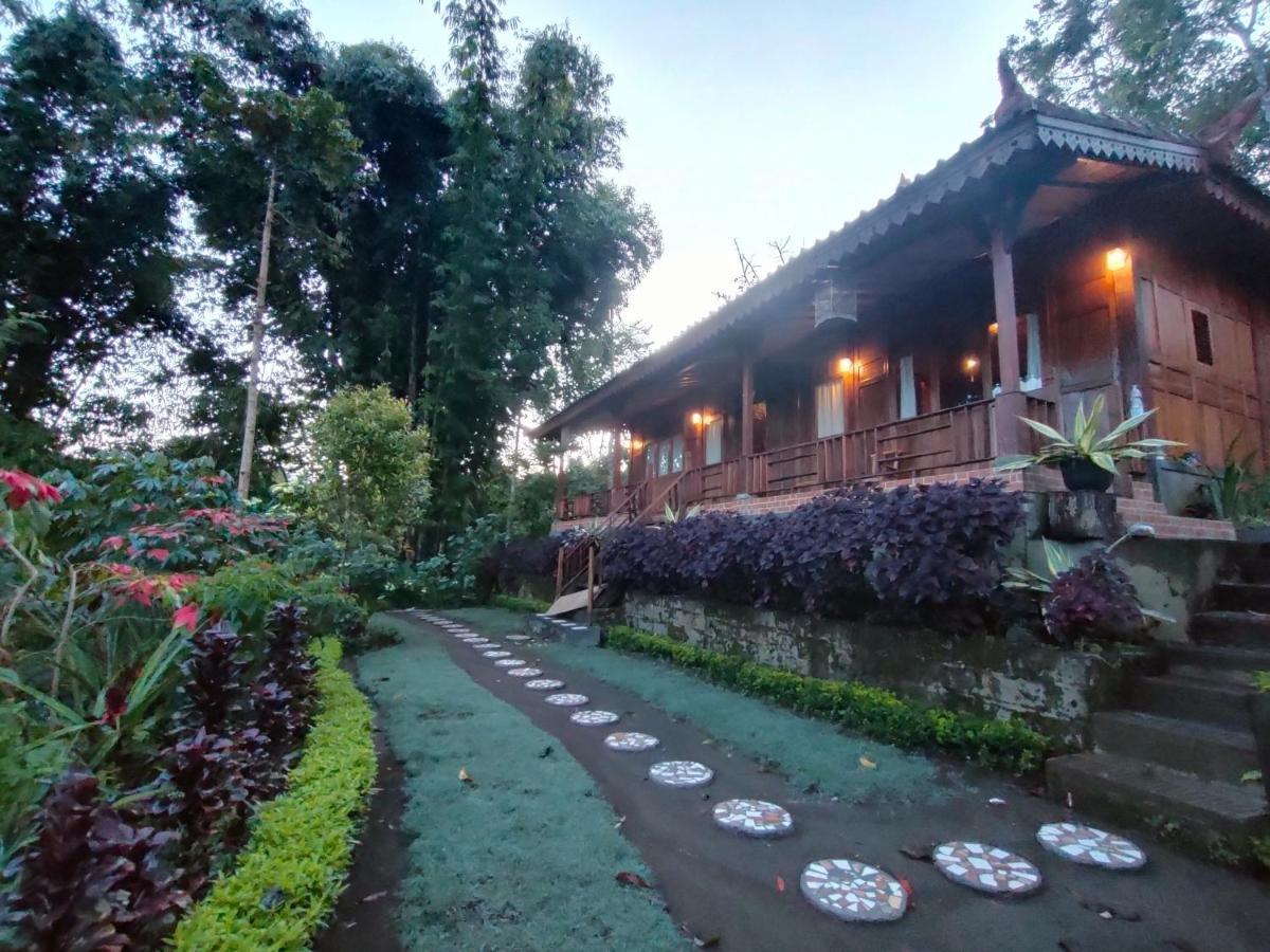 Retreat - Pekak Lelut * Munduk (Bali)