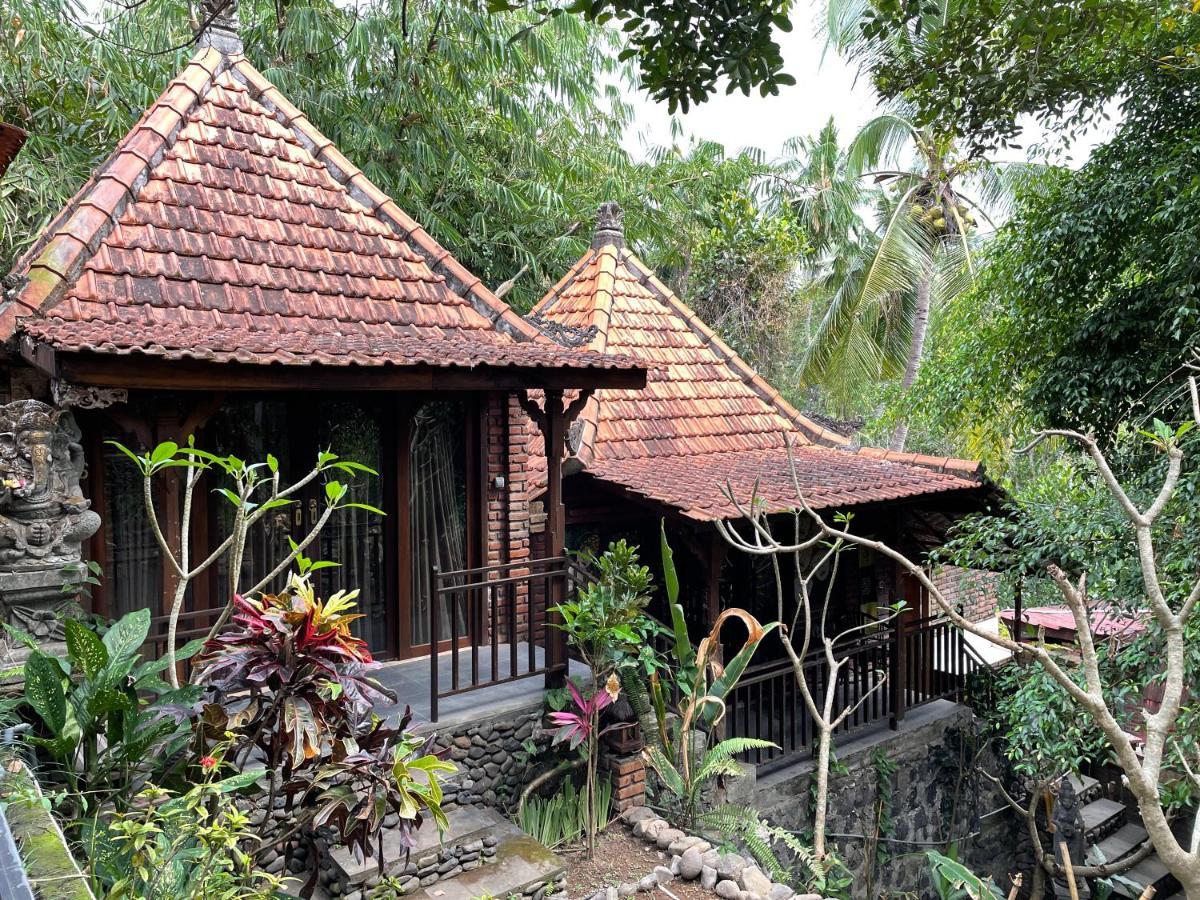Bulian Homestay Kubutambahan (Bali)