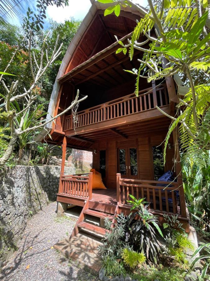 Bulian Homestay *
