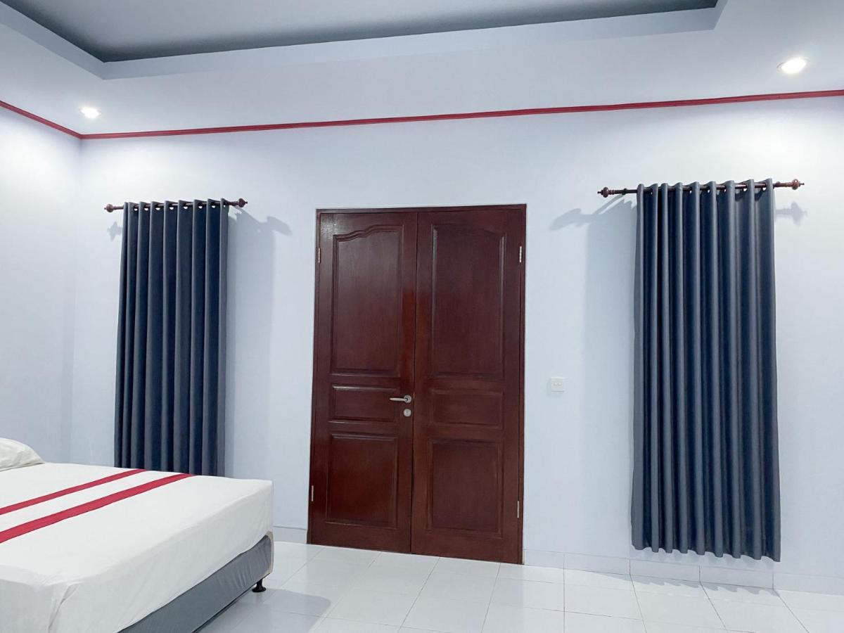 Wisma tamu Taman Ratih *