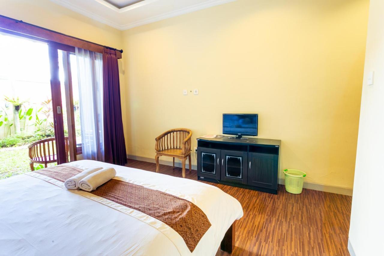 Sakura Hotel 2*