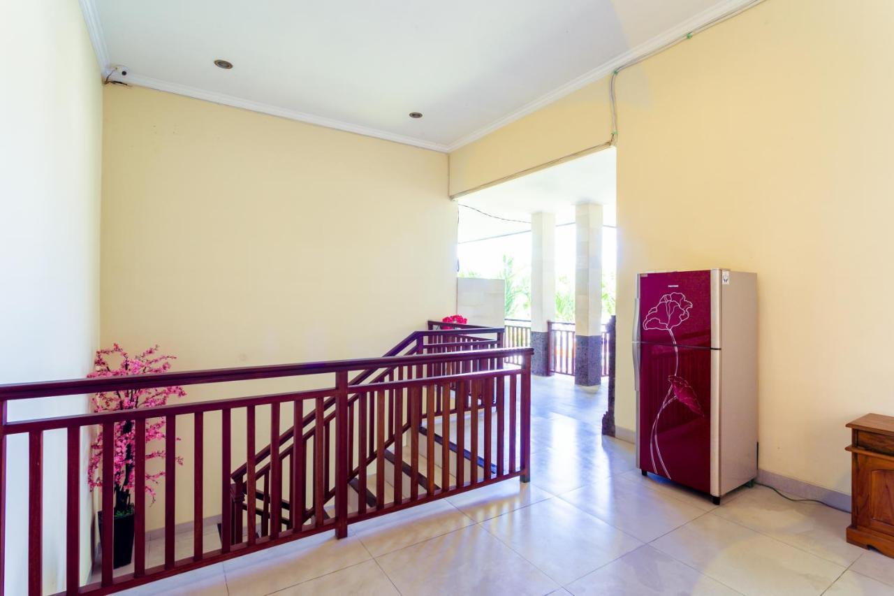 Sakura Hotel 2*