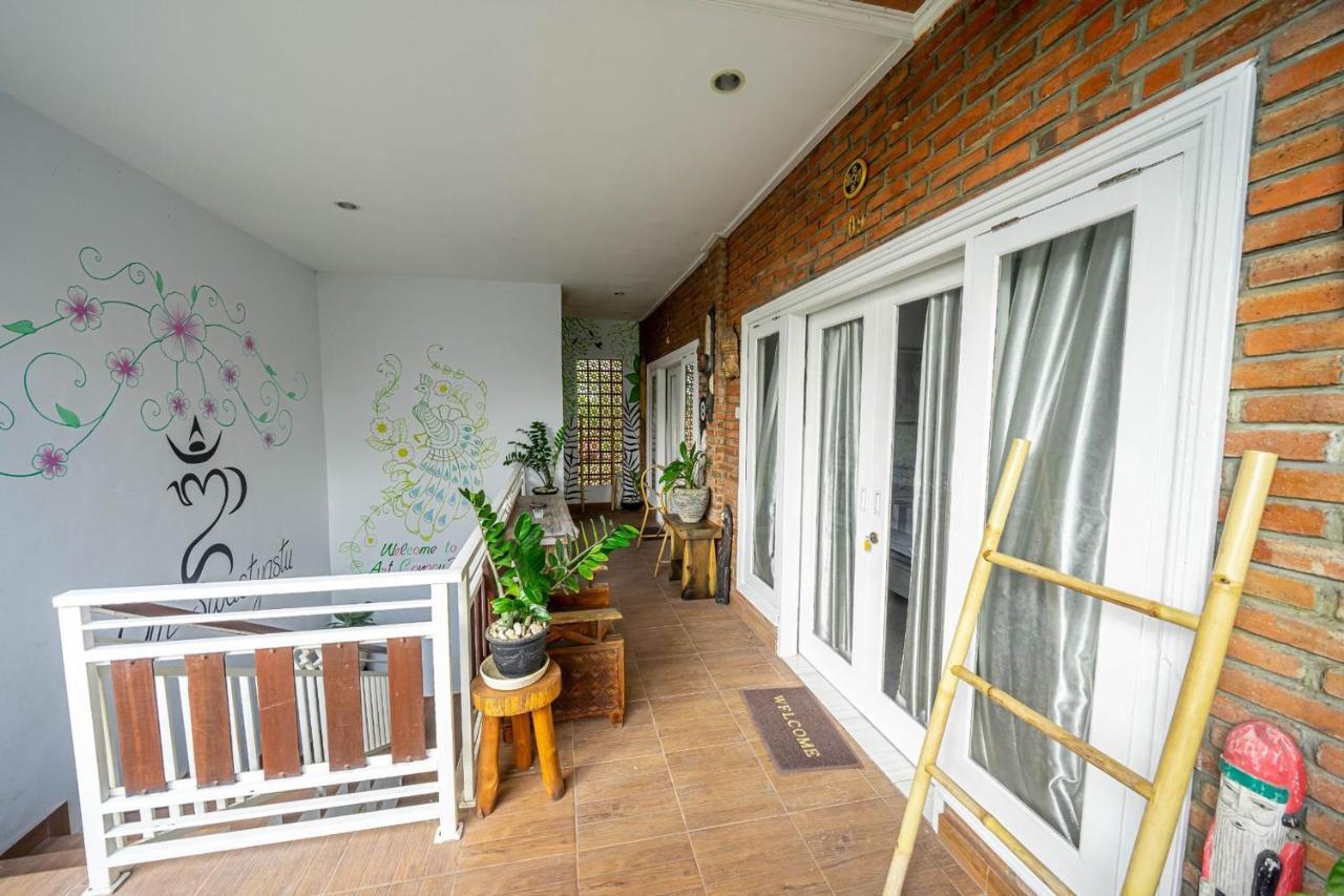 Art Village Wisma tamu 2*