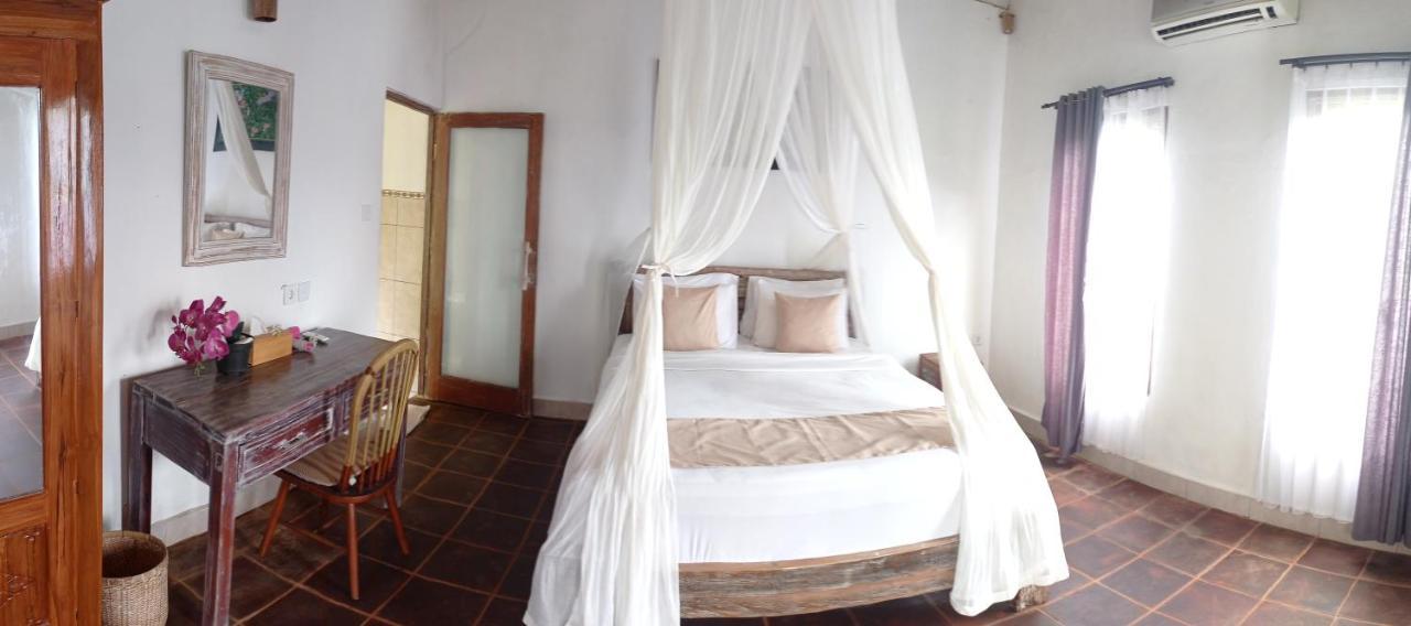 Ananda Jj & Ubud (Bali)