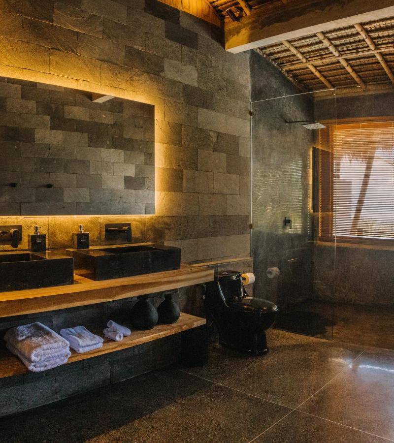 Neano Escape Hotel