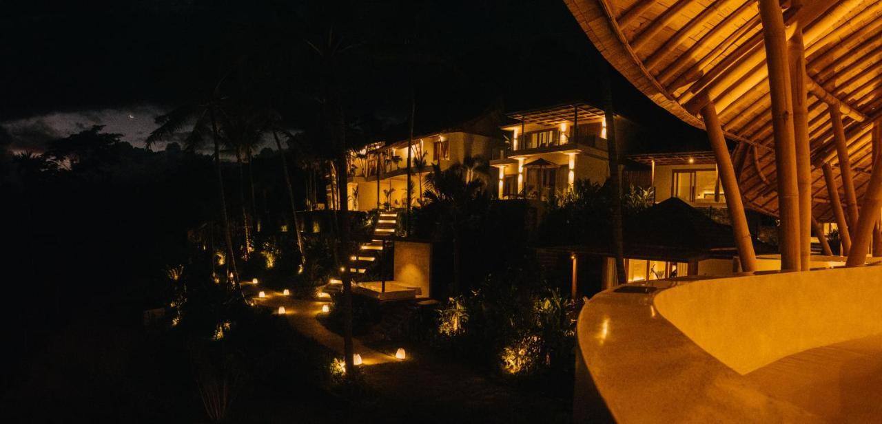 Neano Escape 5*