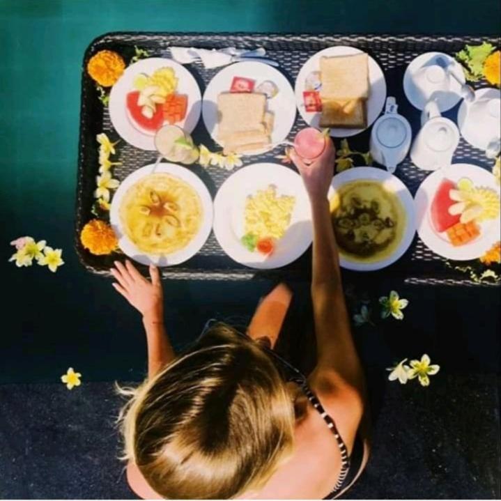 Ananda Jj & Ubud (Bali)