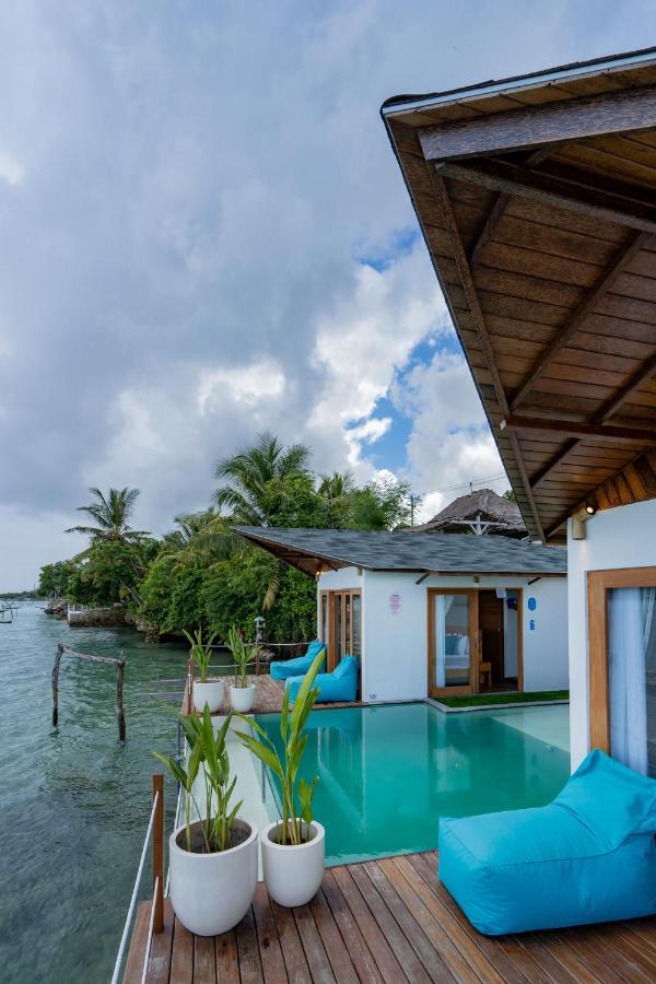 Hotel Indigo Blue Ceningan