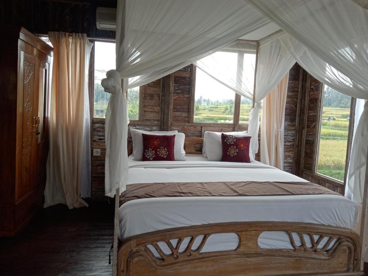 Ananda Jj & * Ubud (Bali)