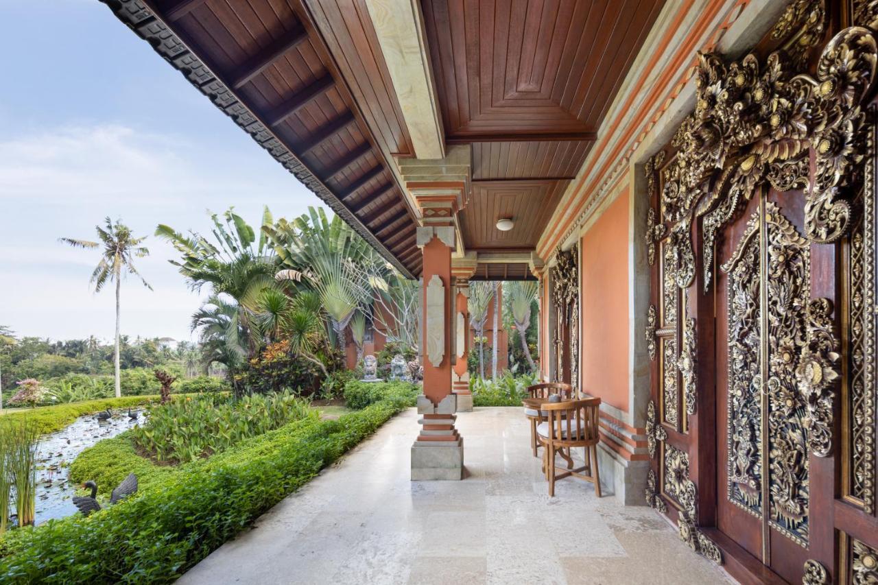 Resort Swan Paradise A Pramana Experience