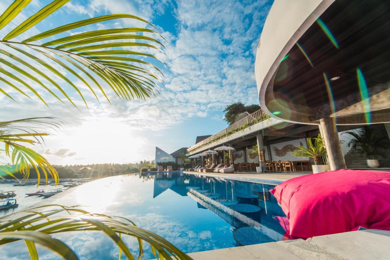 Sea La Vie Nusa Penida Hotel 4*