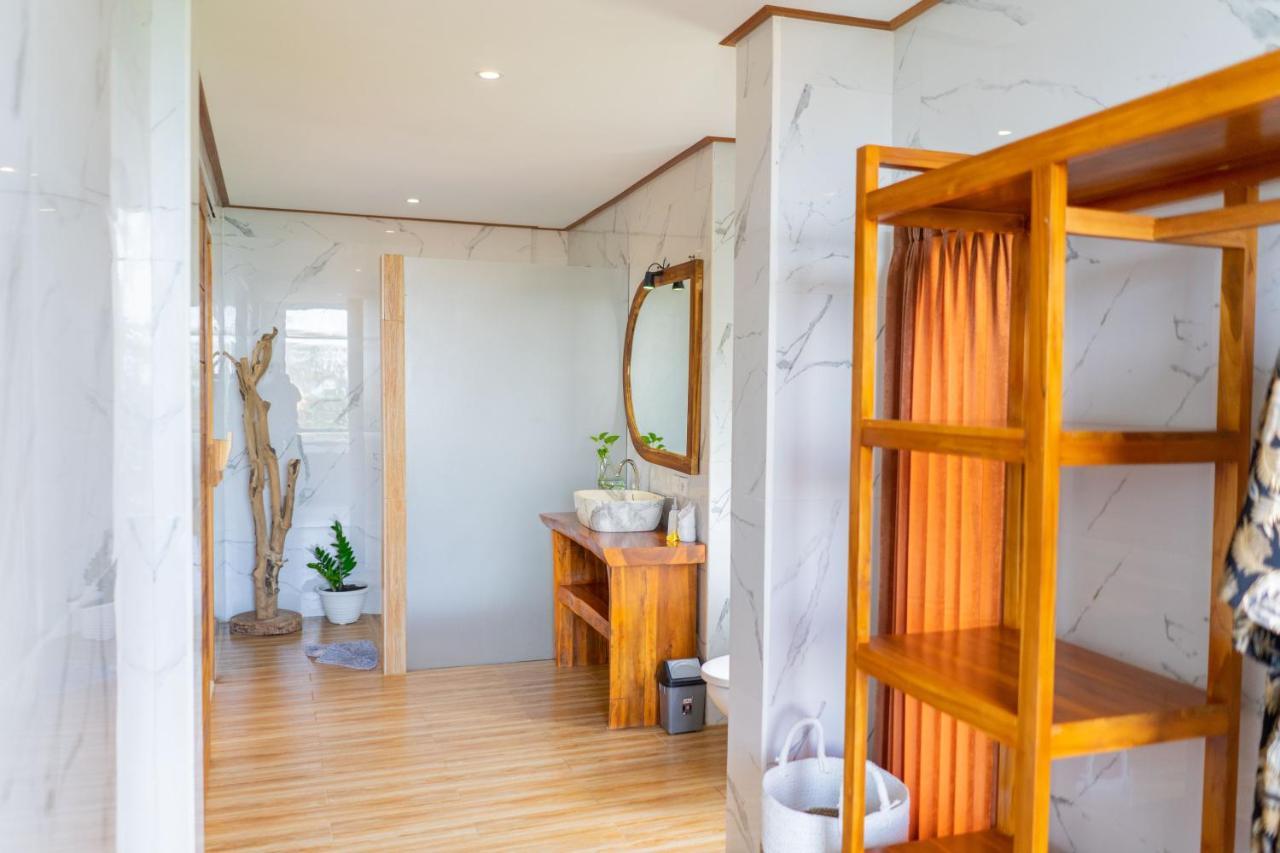 Hotel West Break Bali - Medewi Airsatang