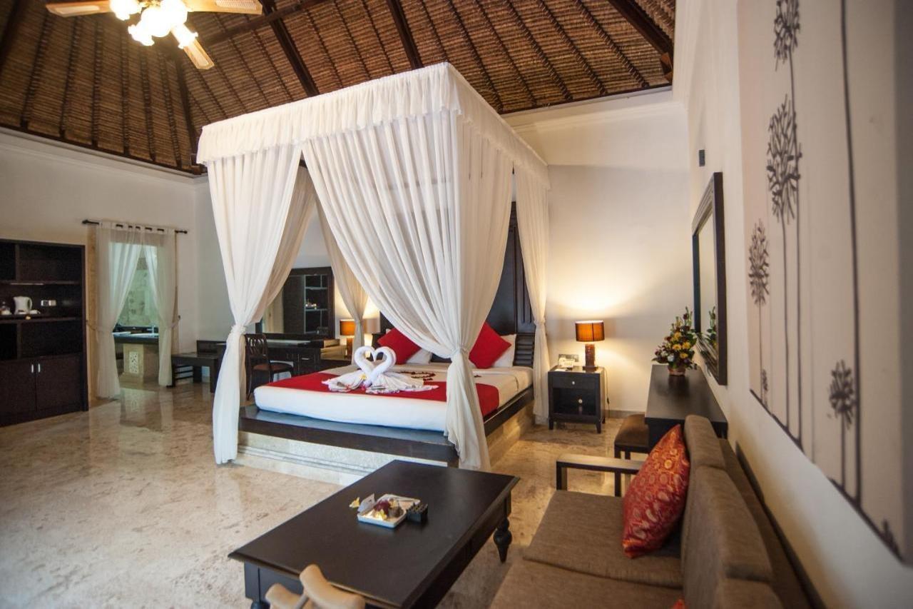 Hillstone Uluwatu