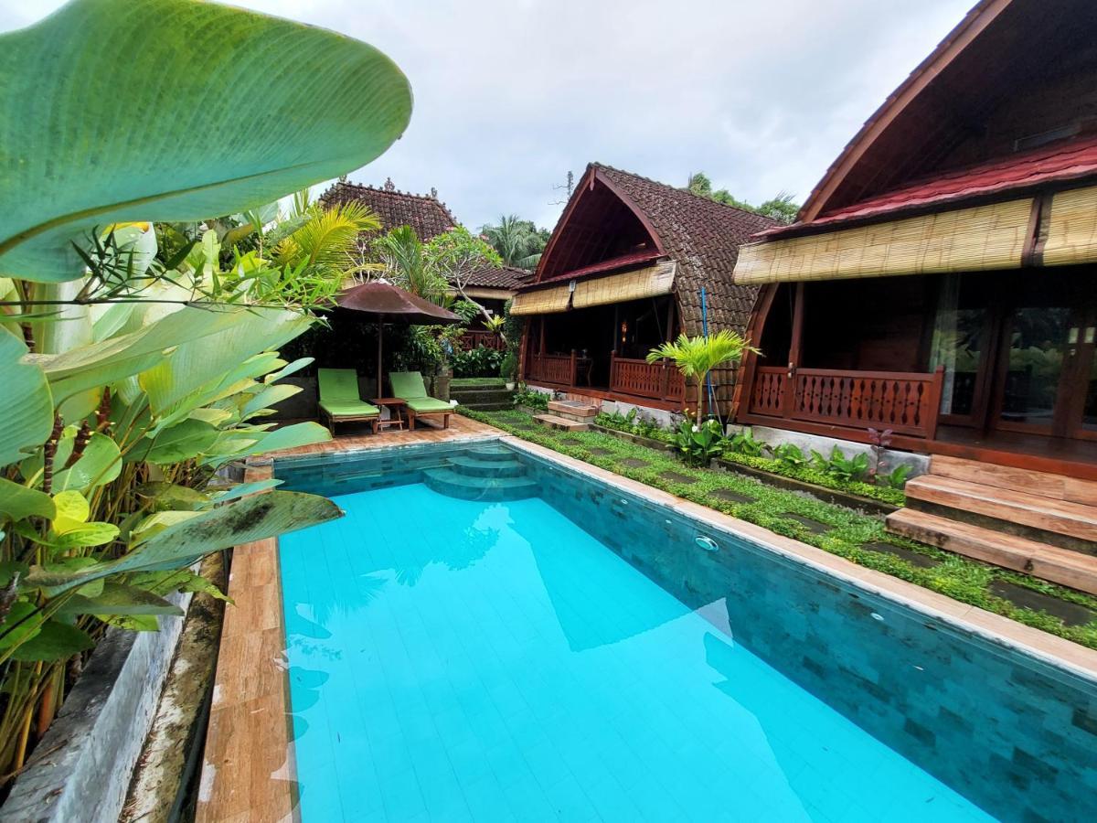 Villa Shivananda Antique By Eps *