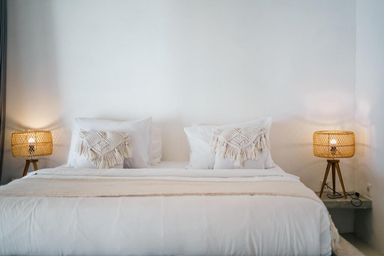 Santorini - Boho-chic 3-bedroom In The Heart Of Berawa! Canggu (Bali)