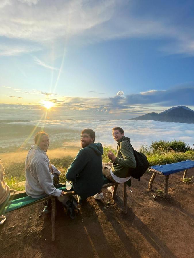 Batur Cliff Panorama Lodge *