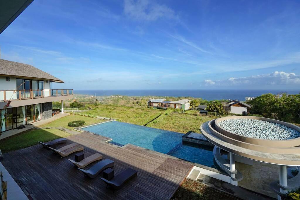 Grand Uluwatu * Ungasan (Bali)