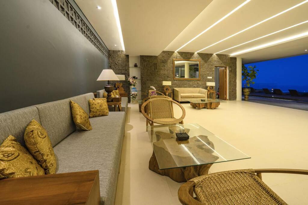 Grand Uluwatu