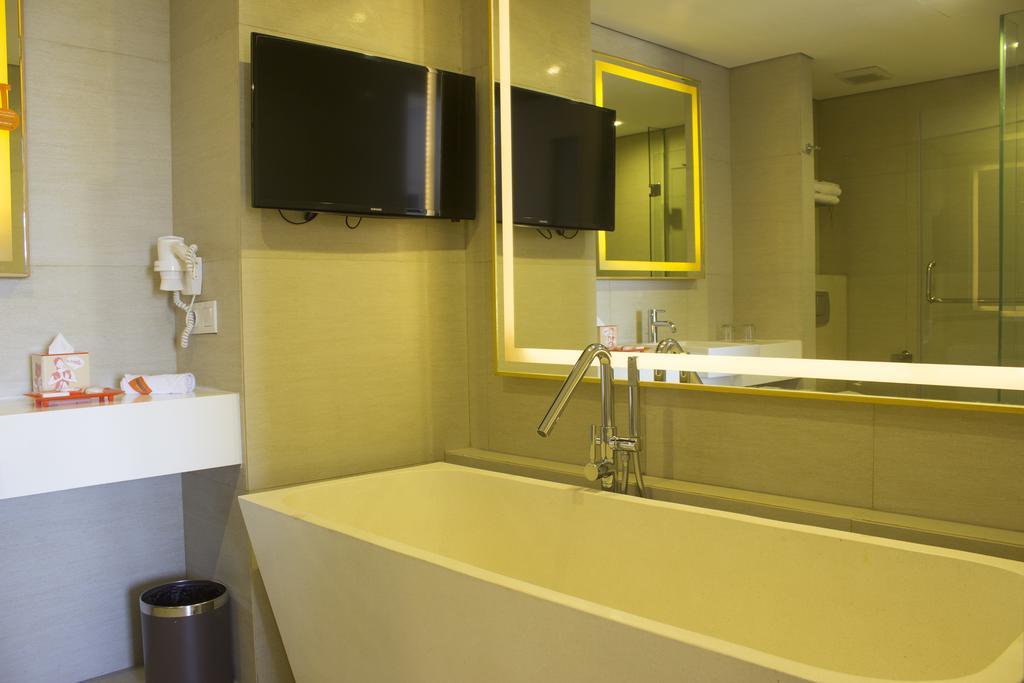 Harris Kuta Galleria - Bali Hotel 4*