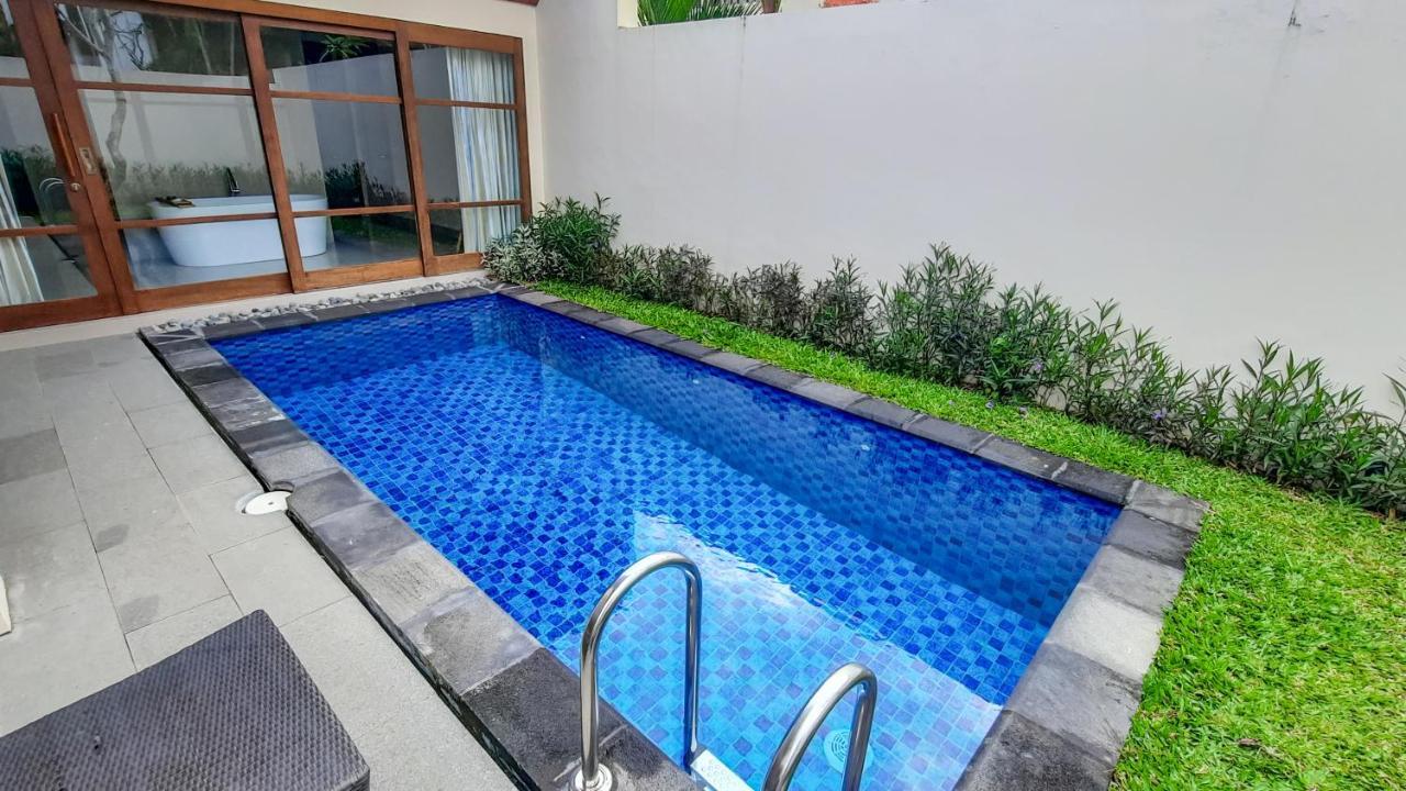 Hotel Champlung Sari & 4*