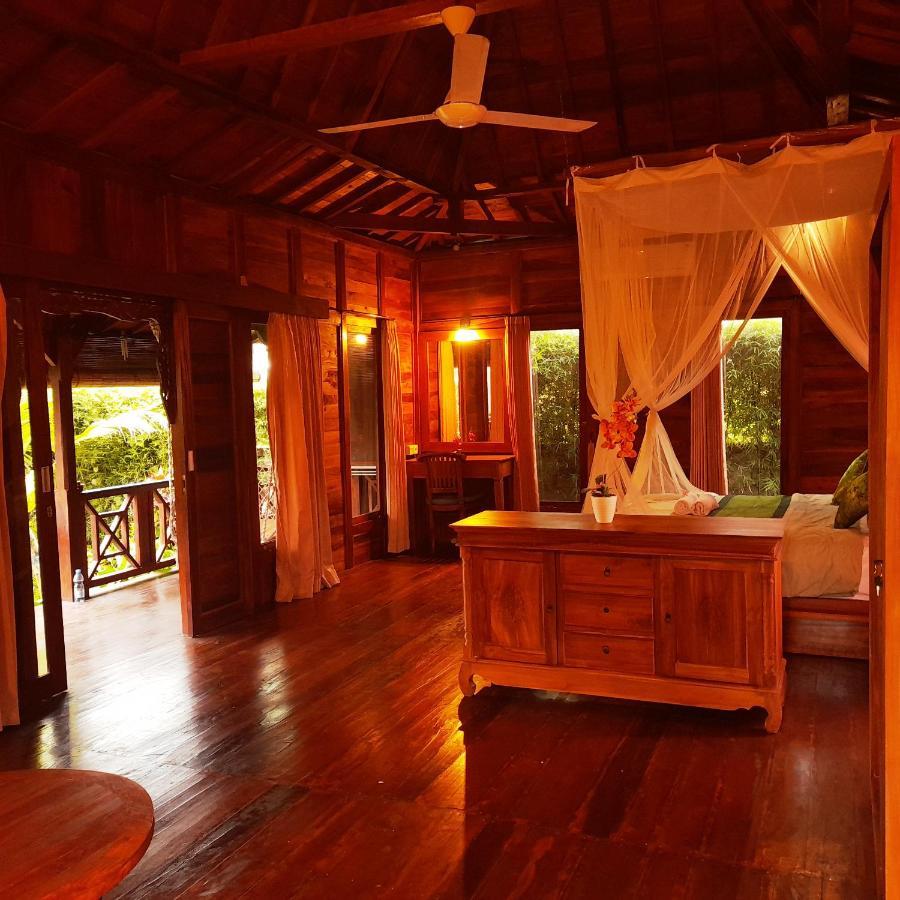 Shivananda Antique By Eps *