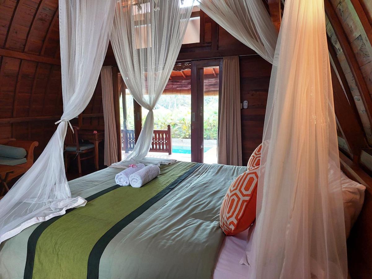 Villa Shivananda Antique By Eps *