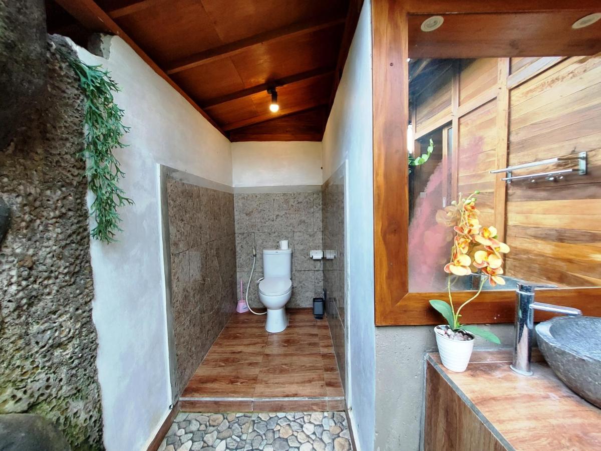 Villa Shivananda Antique By Eps