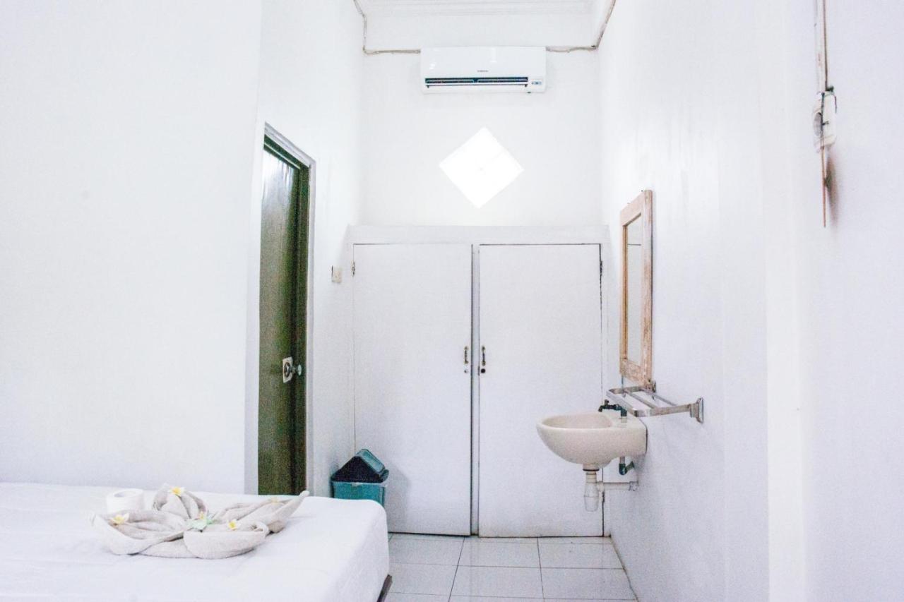 Guest house Cemara Beachfront Nusa Penida Batununggul