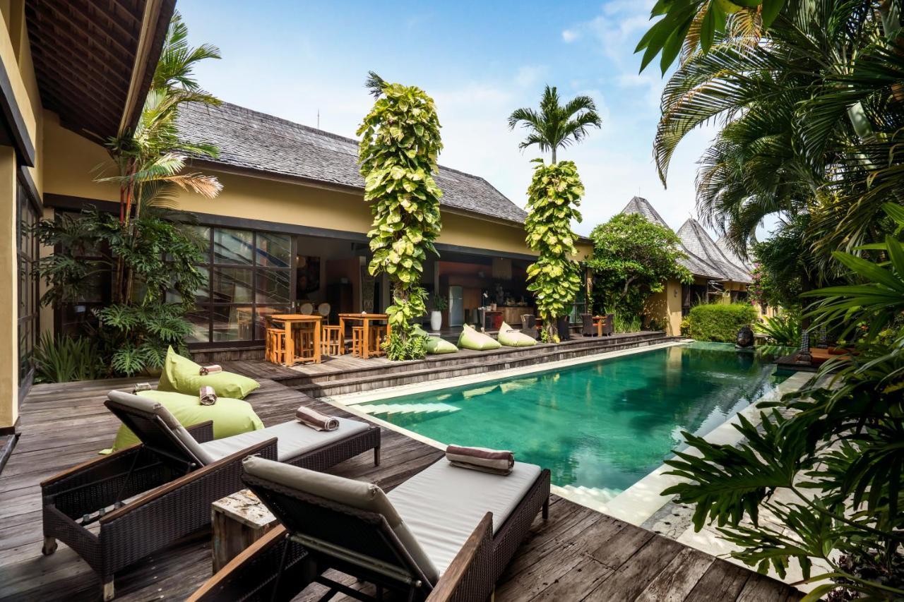 Lautan Kupu - Kupu Kuta (Bali)