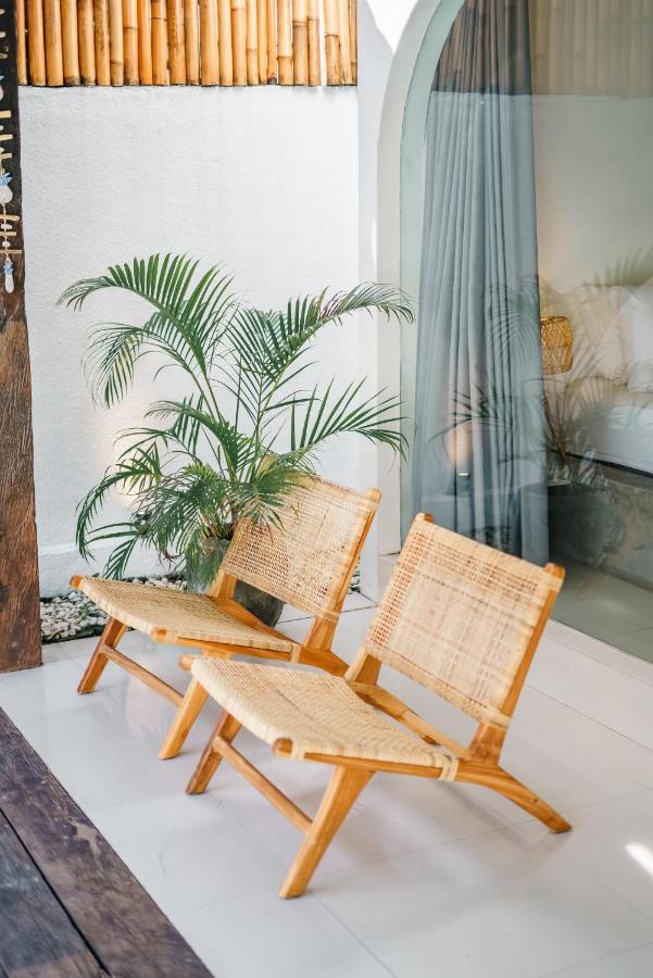 Santorini - Boho-chic 3-bedroom In The Heart Of Berawa! Canggu (Bali)