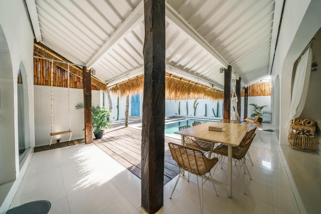 Santorini - Boho-chic 3-bedroom In The Heart Of Berawa! Villa *