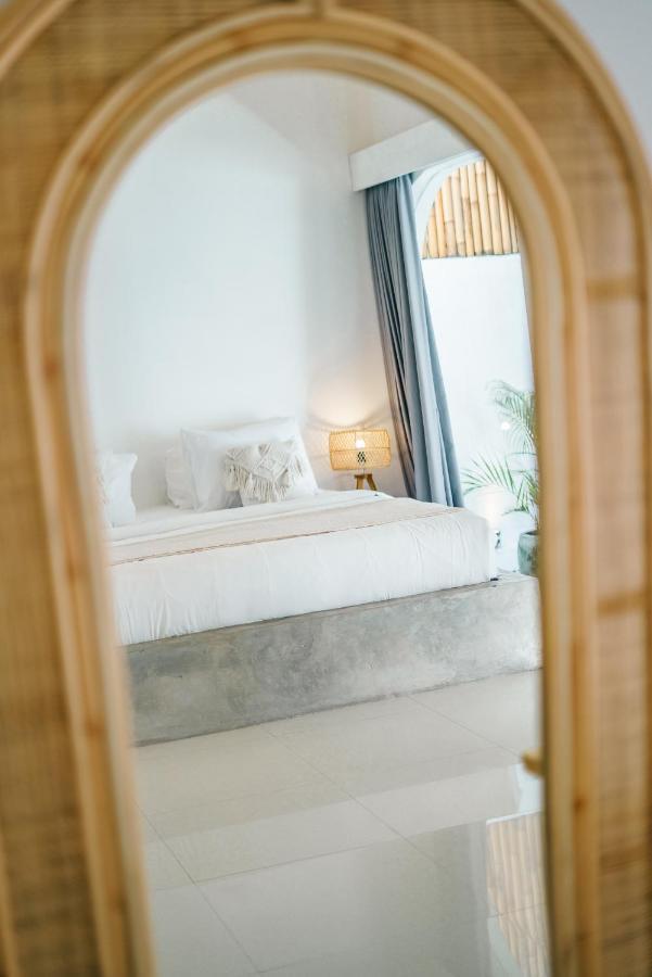 Santorini - Boho-chic 3-bedroom In The Heart Of Berawa! Villa