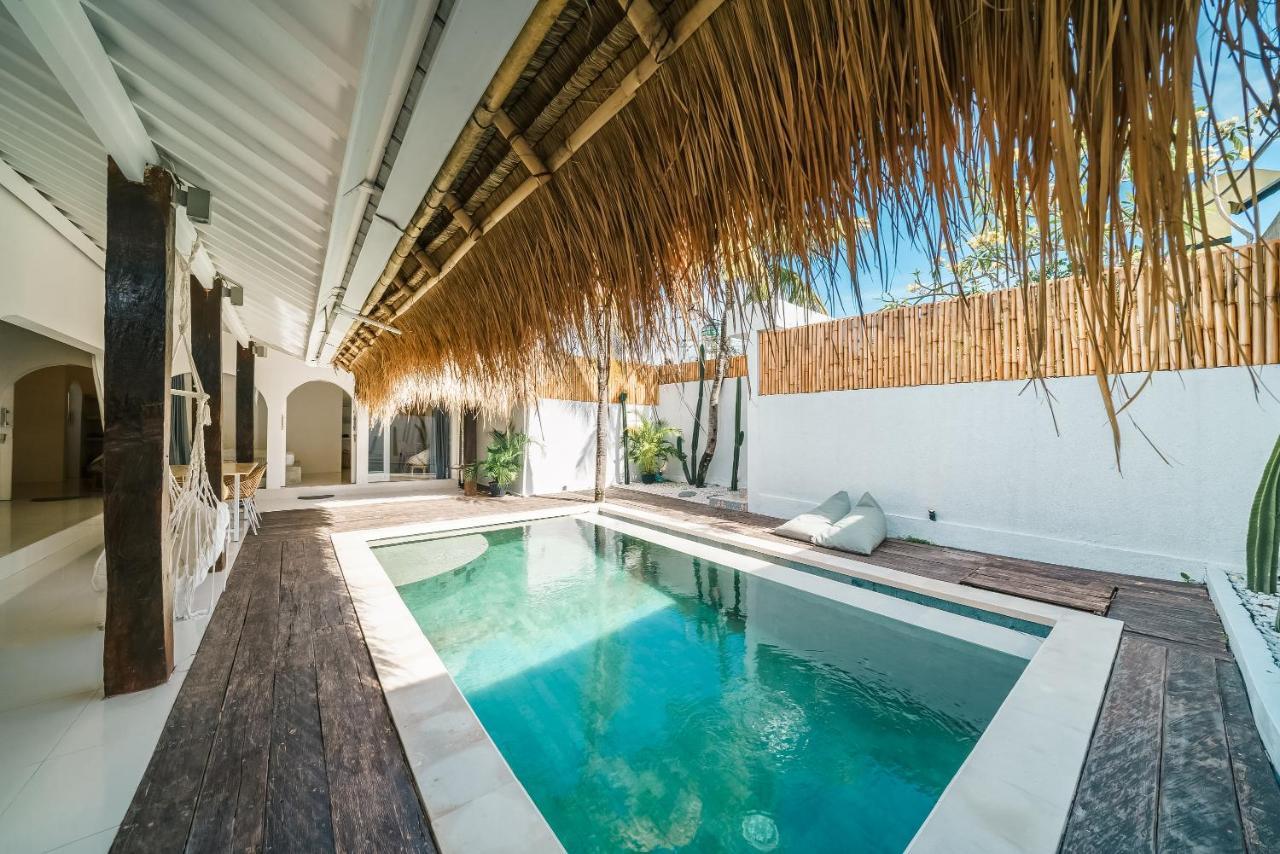 Villa Santorini - Boho-chic 3-bedroom In The Heart Of Berawa! Canggu (Bali)