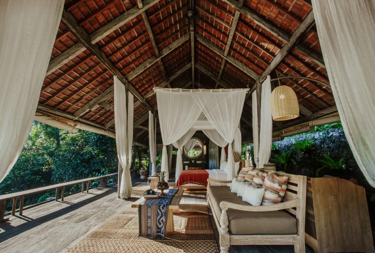 Buahan, A Banyan Tree Escape Resort 5*
