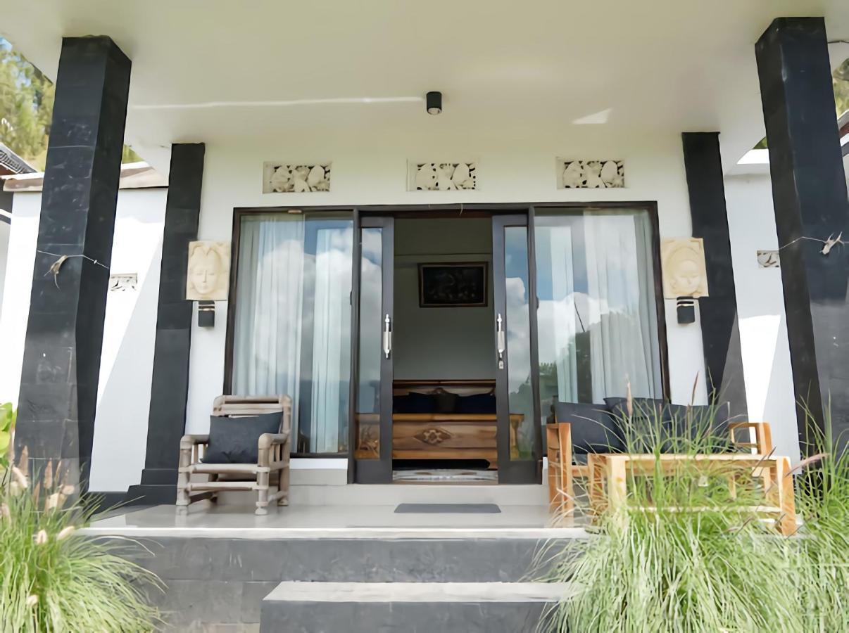 Lodge Batur Cliff Panorama