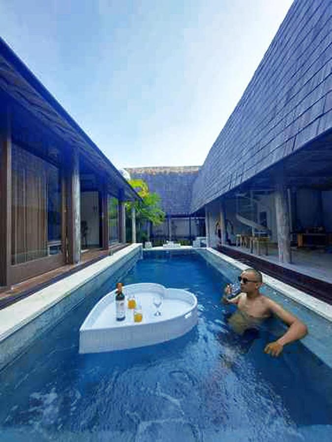Promo! Private Vacation Villa, 2 Pools,4 Bedrooms,4 Bathrooms, Bali Seminyak (Bali)