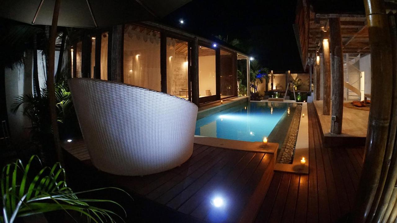 Promo! Private Vacation Villa, 2 Pools,4 Bedrooms,4 Bathrooms, Bali Seminyak (Bali)