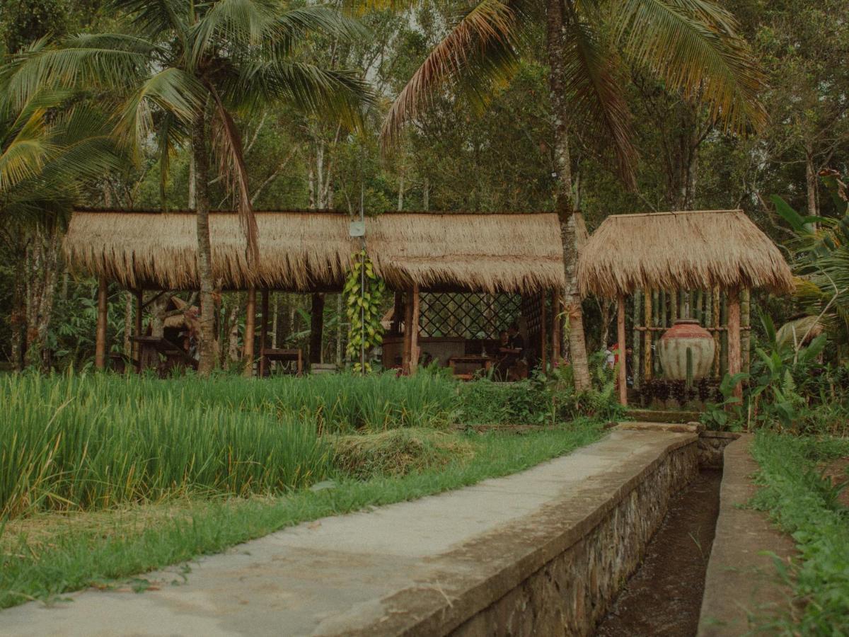 Marangyang tolda Da'kayu Glamping