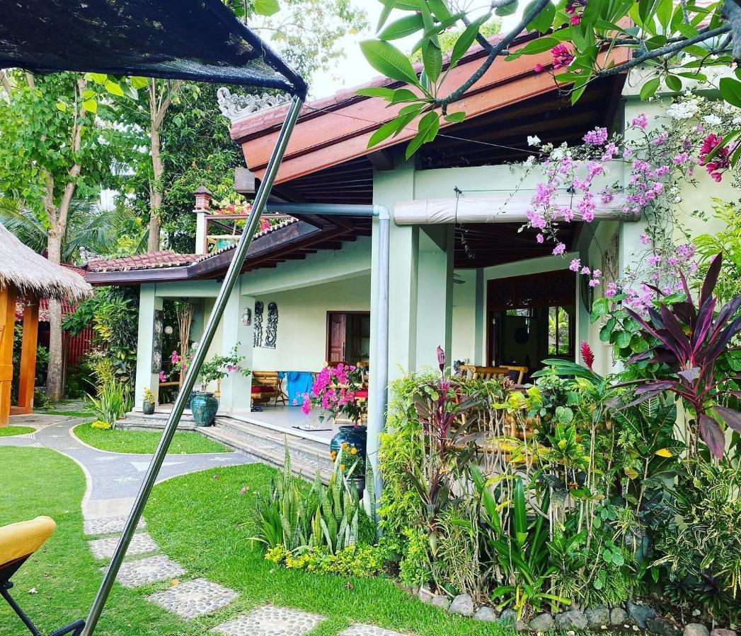 Bed & Breakfast Cantik Sambirenteng *
