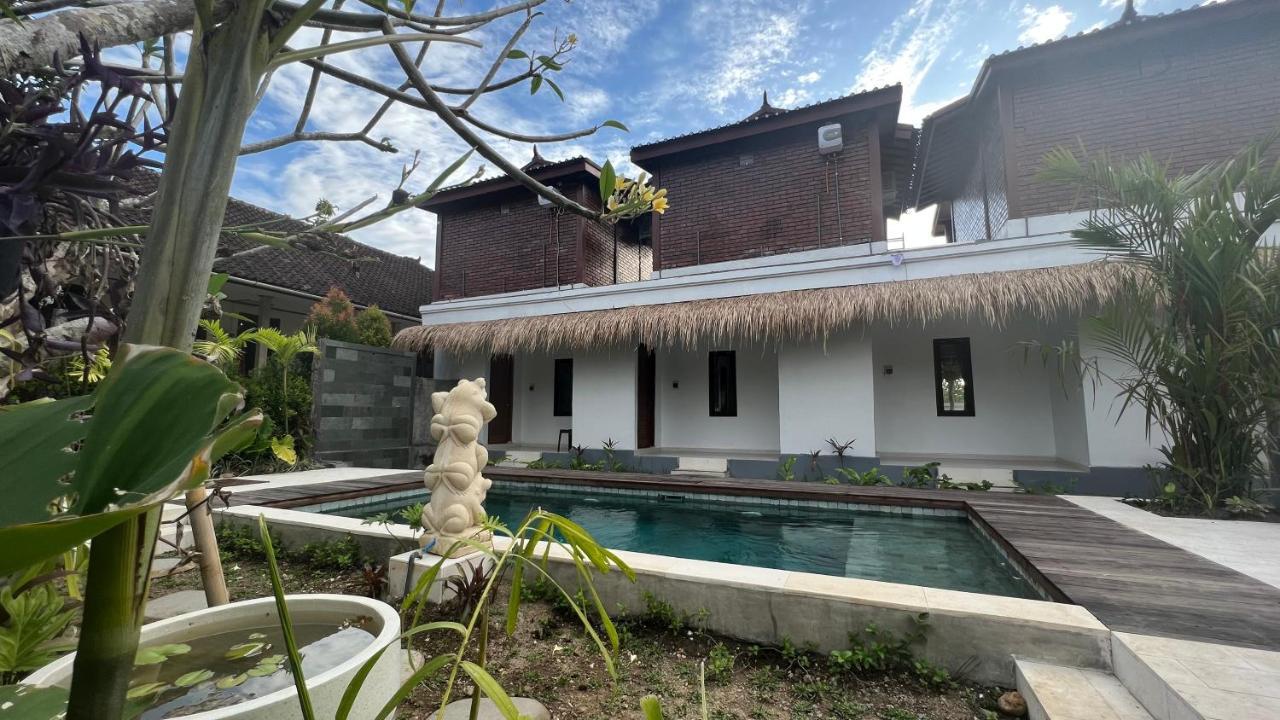 Manta Guest house Jimbaran (Bali)