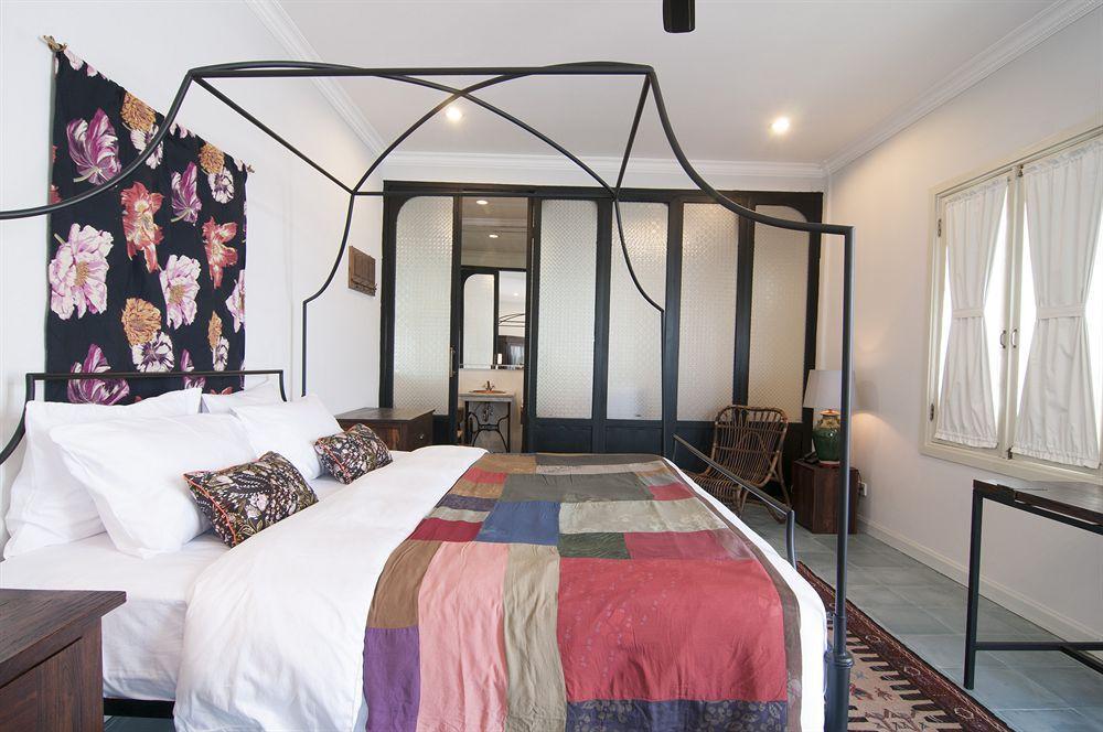 Brown Feather Hotel Seminyak (Bali)