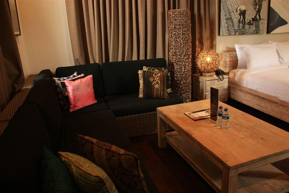 The Dipan Resort, And Seminyak (Bali)