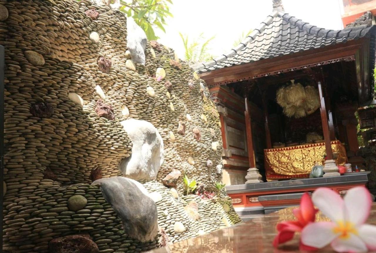 Guest house Kubu Indah *