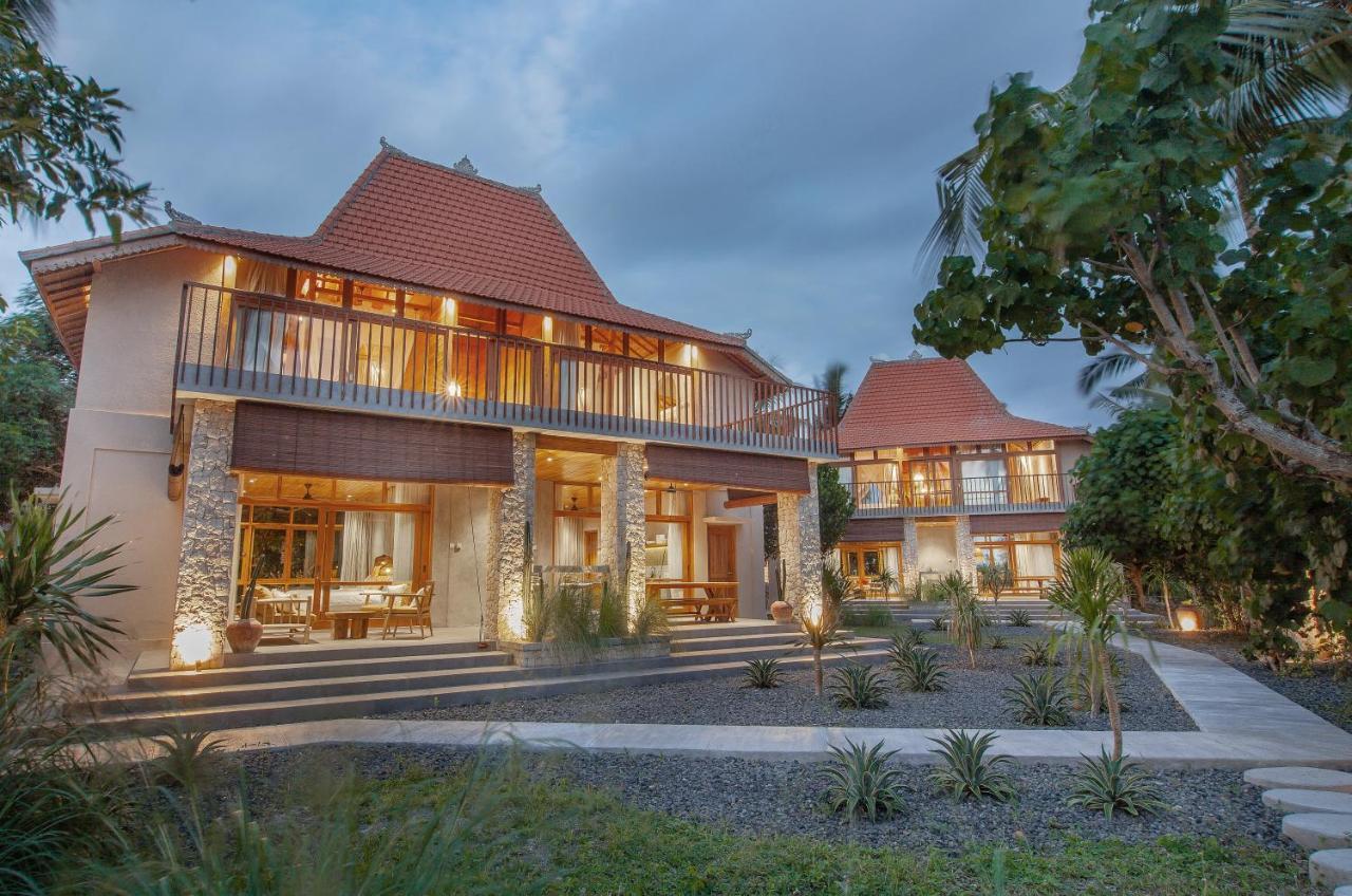 Diamond Villa *
