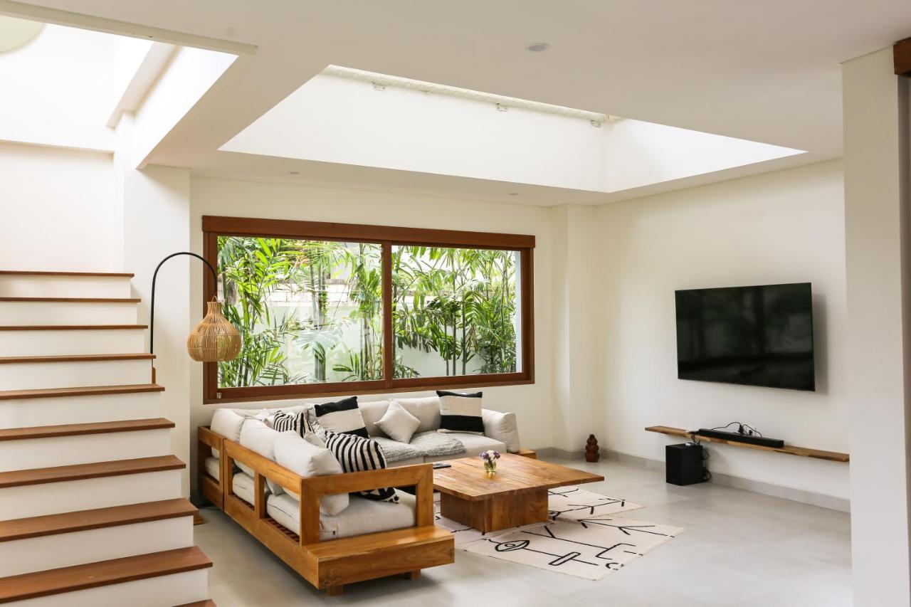 Shoreline Bingin Villa *